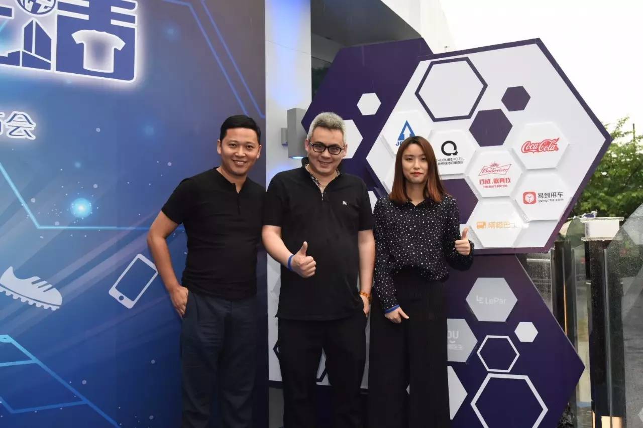 衣食住行就是生活,足球就是生活的缩影