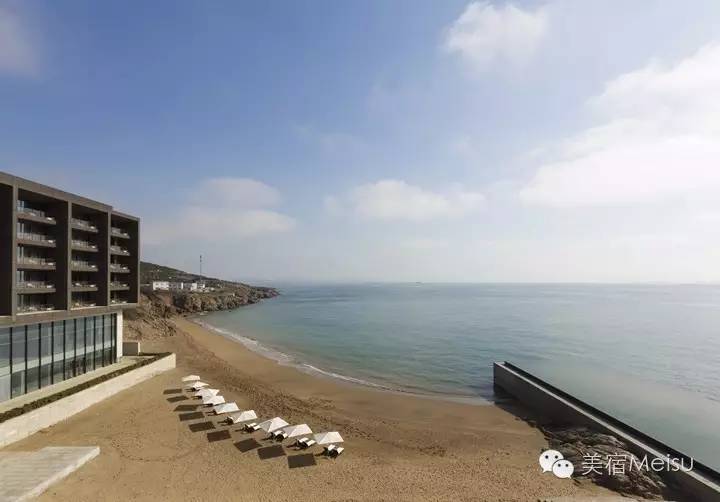 一家惊艳国牌度假界、一家美翻华北民宿圈,两种体验,看见最妩媚的青岛