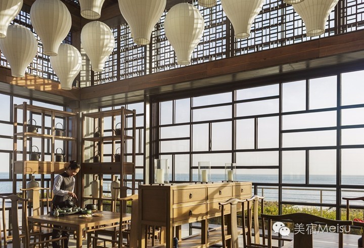 一家惊艳国牌度假界、一家美翻华北民宿圈,两种体验,看见最妩媚的青岛