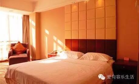 旅馆睡一天多少钱,在旅馆睡一夜多少钱