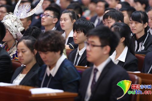 王俊凯母校视频,王俊凯母校感动视频