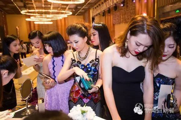 马云背后的顶级女人聚会！看看网购狂魔都来自哪里、长啥样？