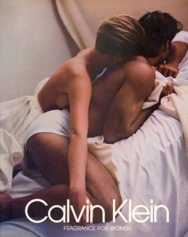 总是性挑逗的CK,这次的广告又被举报了