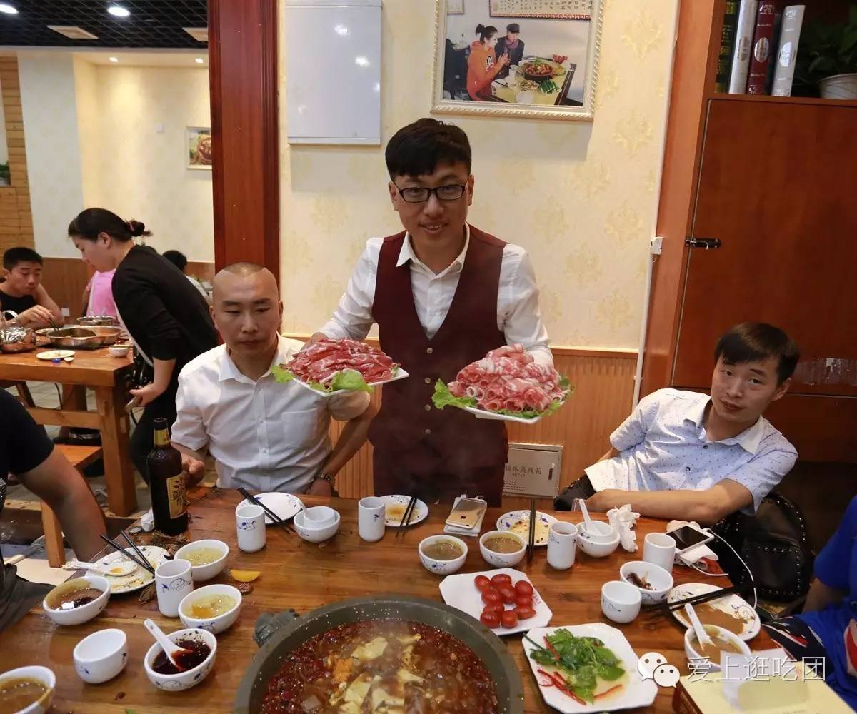 “熊掌与鱼不可兼得也”，但这晚石锅与鱼却兼得了~