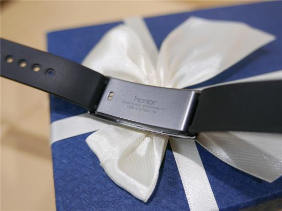 百元手环高颜值,百元性价比高的荣耀手环推荐