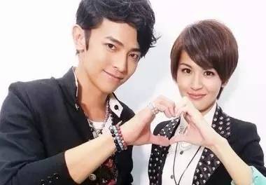 网友问题解答李沁楚乔传、刘亦菲看剧本、张云龙轩辕剑、鹿晗邓超私下、明星化妆师、汪东城曾沛慈可能、孙骁骁林允儿友谊、陈晓东感情