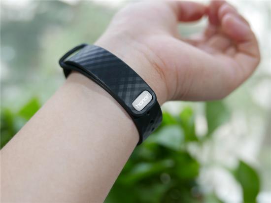 百元手环高颜值,百元性价比高的荣耀手环推荐