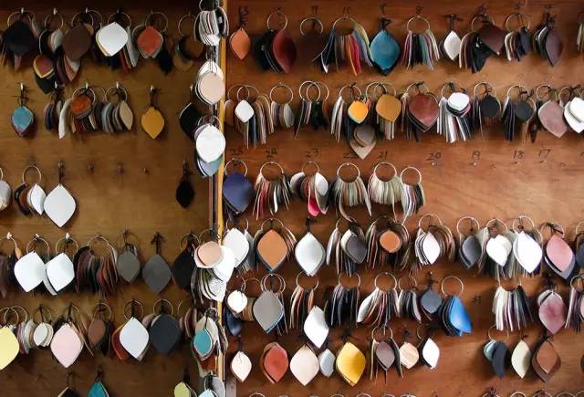 土屋鞄制造所,土屋鞄制造所日本专卖店