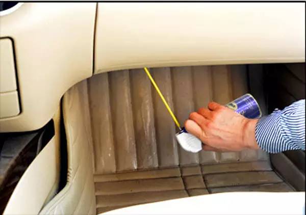 汽车空调异味清除方法视频宝马,车子空调有异味怎么清洗