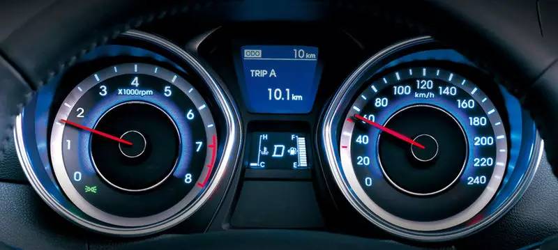 朗动前门凹陷修补费用,现代朗动车漆修补自喷漆