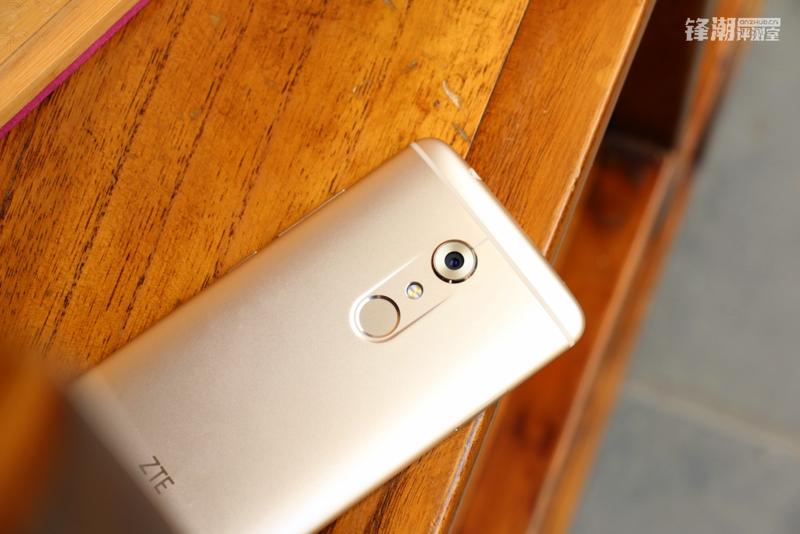 axon天机7,中兴天机7和天机7s有什么区别