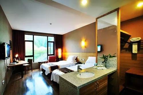 洛阳住哪个酒店好玩,洛阳酒店旅游攻略