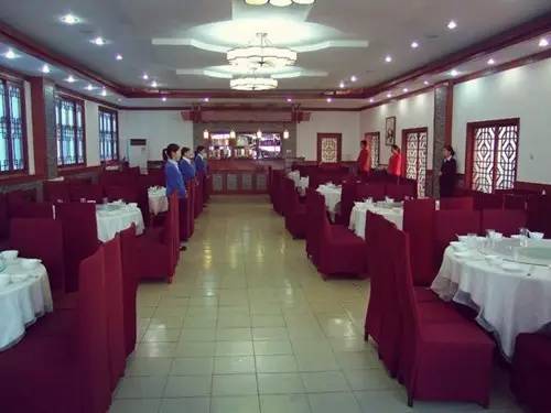 洛阳住哪个酒店好玩,洛阳酒店旅游攻略