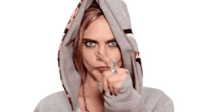 我们用这10张潮牌贴纸做了脱毛测试