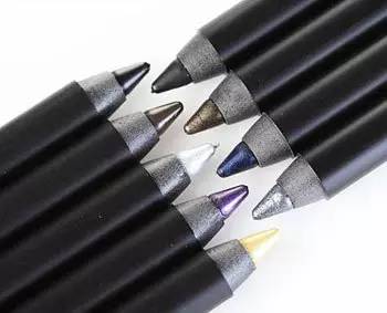 美妆好物推荐眼线防水,新手眼线平价推荐持久不晕染