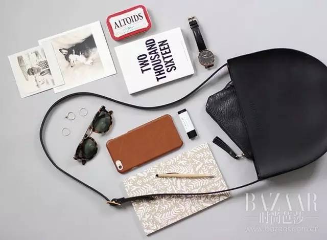 濂崇敓鍖呭寘閲屽繀澶囩殑mini褰╁,minibag鐧借壊