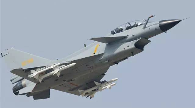 中国空军胸标高清图,新的空军胸标