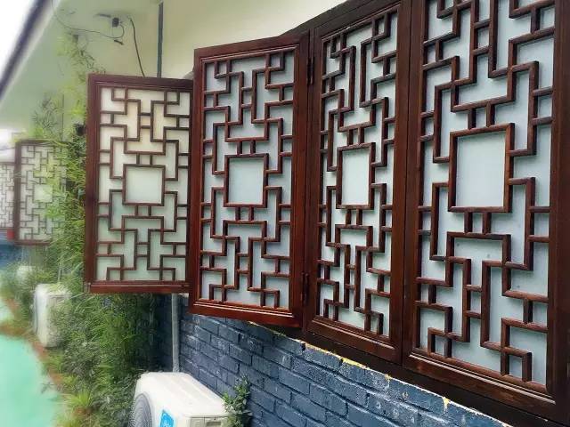 好吃|吃货日记：在鲜花、小桥、流水的院坝吃小龙虾是一种怎样的体验？