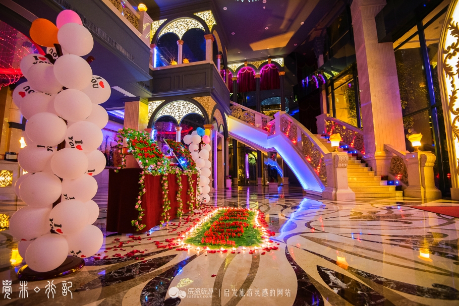 红莲湖畔淄博,红莲湖畔