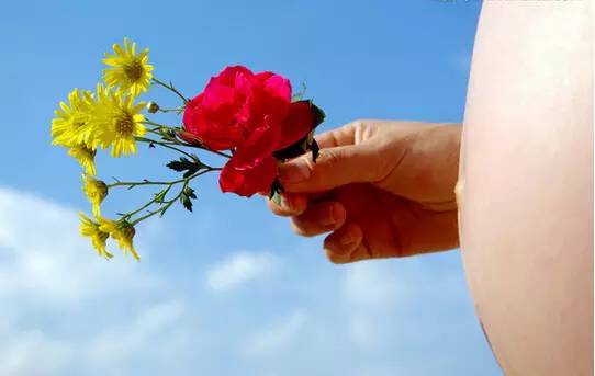 孕期不注意导致胎儿畸形,孕期不注意什么会有胎记