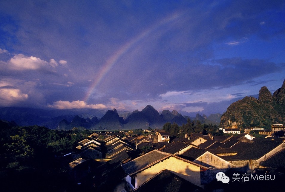 这3家长在山水里的美宿，连起了阳朔最精华的风光！