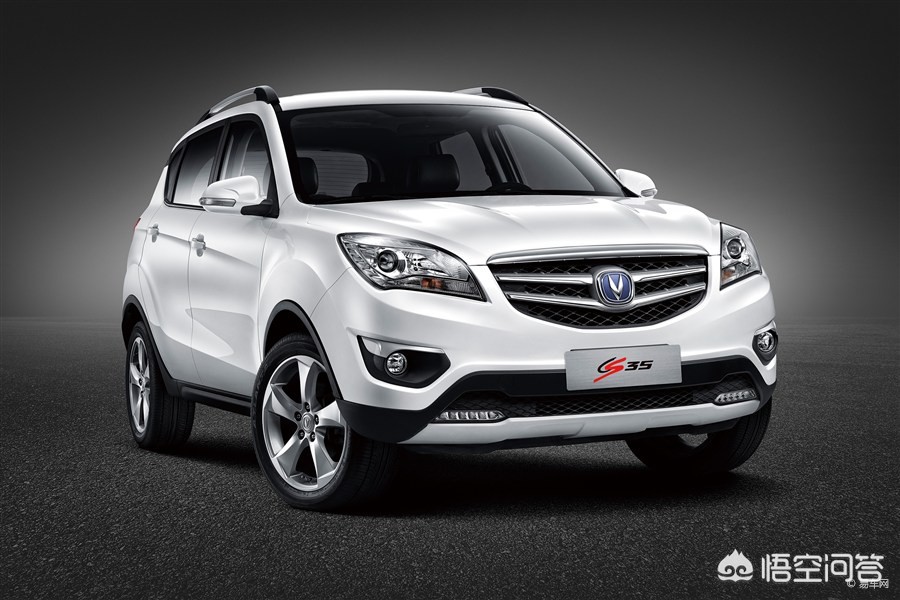 长安cs352017款手动豪华多少钱,2017款长安cs35手动豪华型配置