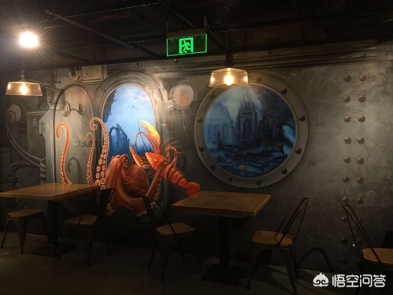 如何开一家小龙虾店不会凉凉，这里有几点建议