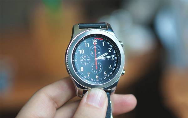 三星gearsr750,三星手环gearfit3