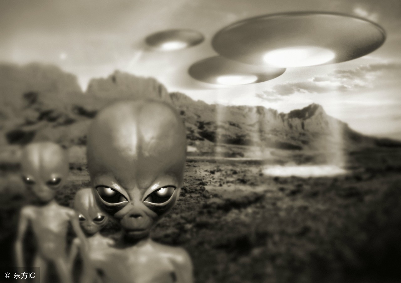 月球背面外星人的秘密基地,月球上真的存在外星人飞船吗