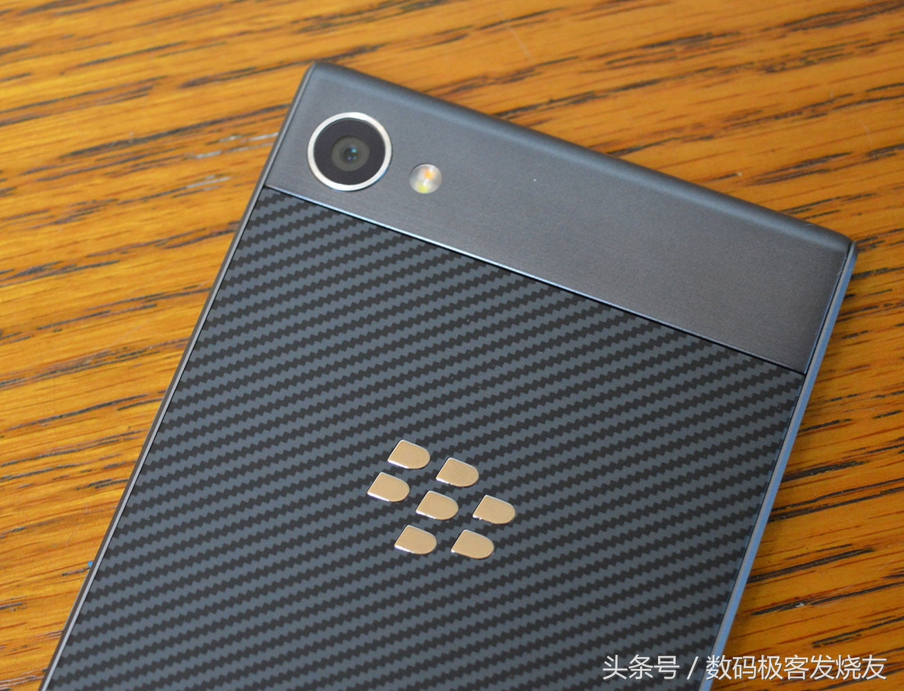 黑莓motion曝光,黑莓motion8.0系统