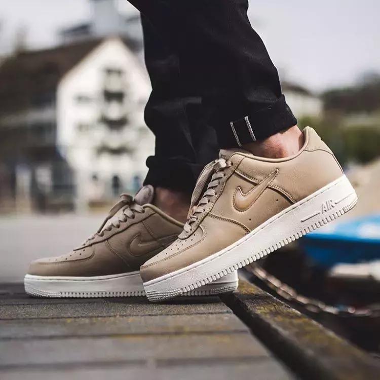 af1白丝绸值不值得买,af1丝绸哪双最值得入