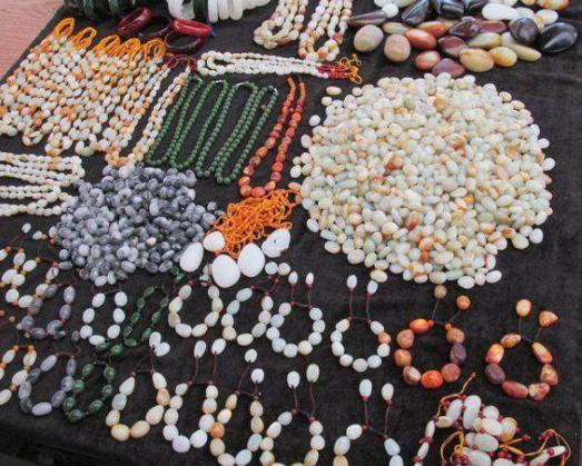 造假玉石视频大全,玉石有几种造假方式