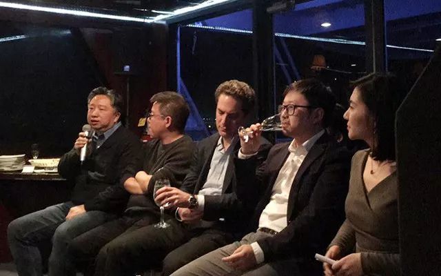 英途途友邹胜龙、刘晓松在美国看到的区块链江湖风云|视频