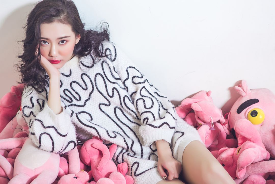 马甲线与大长腿齐飞,她却成了来疯“话唠”天后