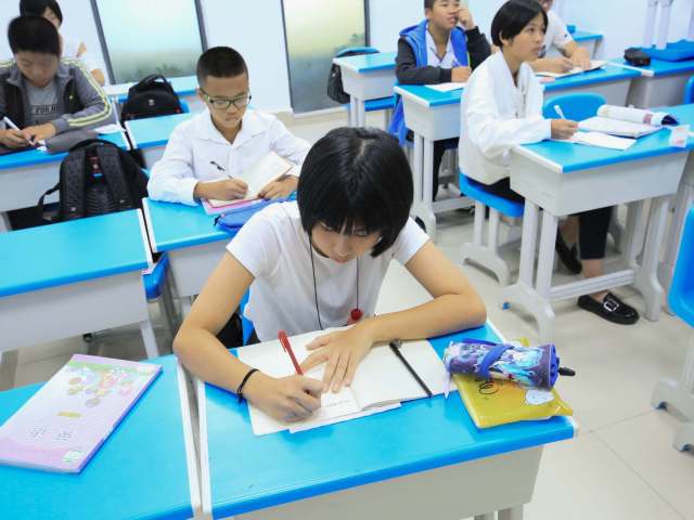 明德教育培训学校怎么样,明德教育辅导课程