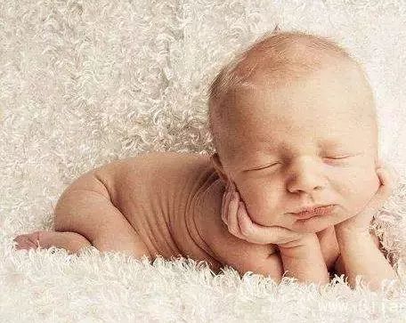 父爱如山公益广告,父爱如山公益广告搞笑