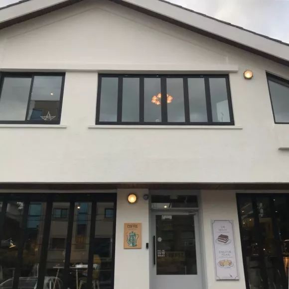 就连文艺女青年也找不到的史诗级咖啡店，因为它们真的藏在角落里