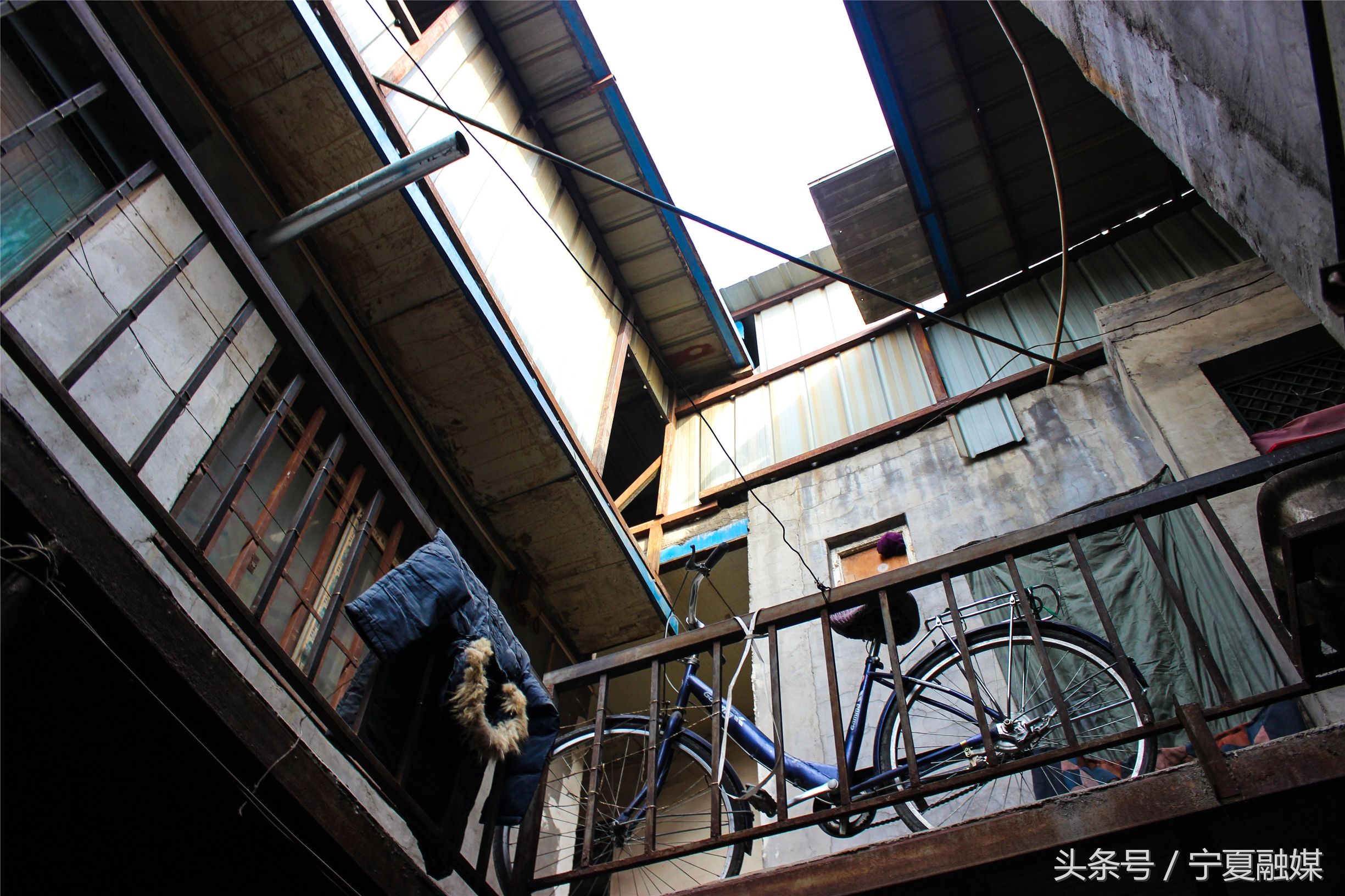 银川南门广场车辆运营乱象,银川南门怪合味