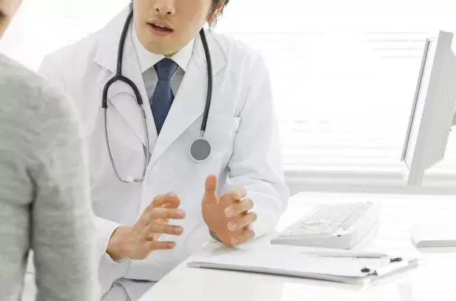 脚底发痒如何判断是脚气还是湿疹,脚气和湿疹怎么分辨