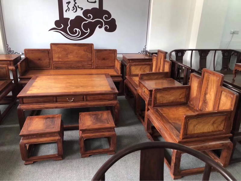 越南黄花梨的学名,海南黄花梨木中黄金之称