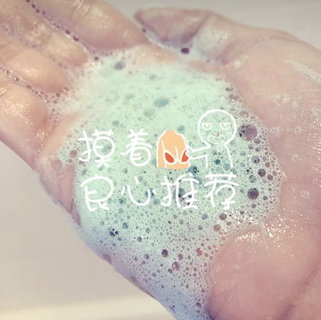 一天不用洗发水就很油,洗发水一天不洗就油是什么原因