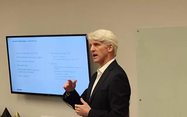 英途途友邹胜龙、刘晓松在美国看到的区块链江湖风云|视频