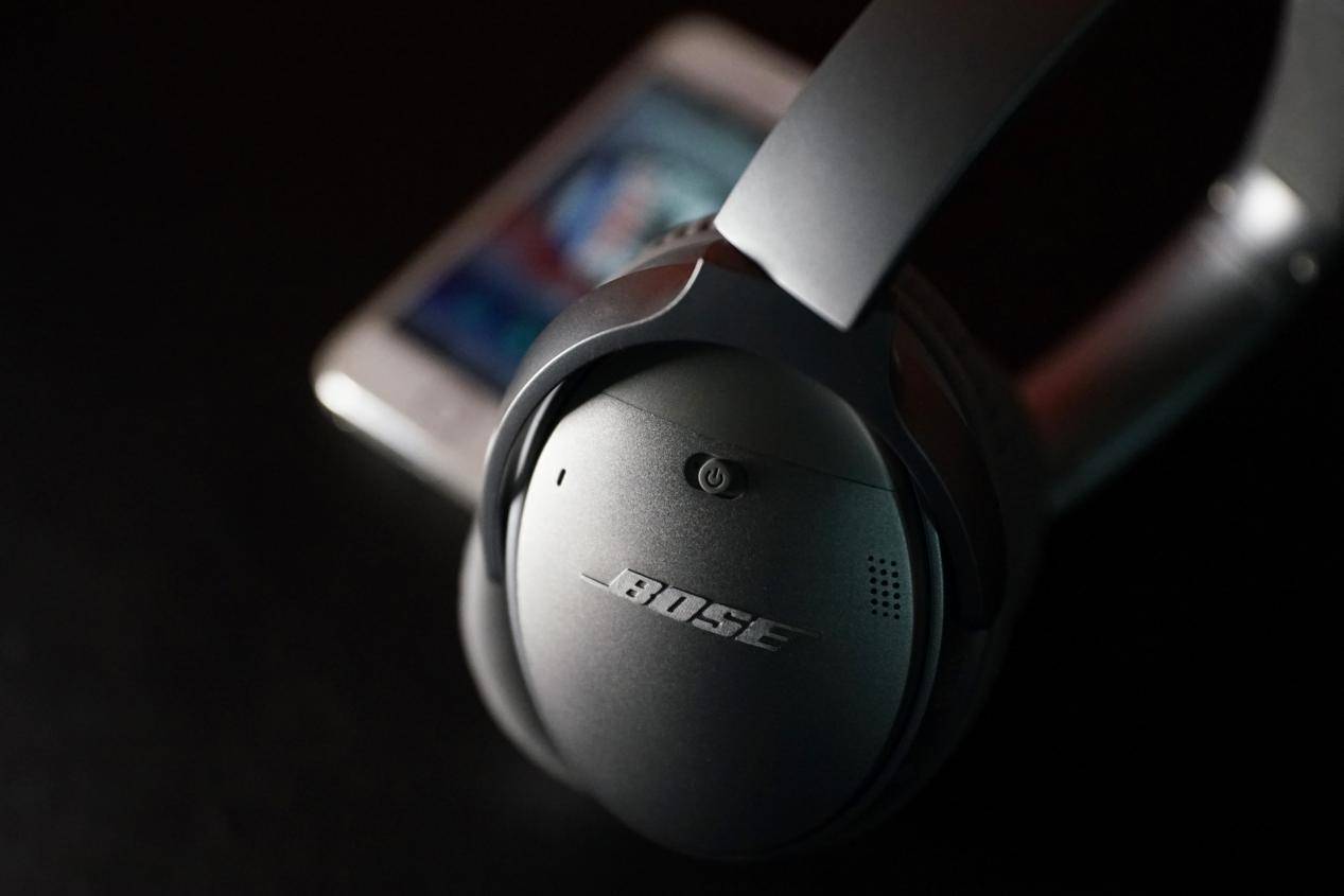 boseqc35二代耳机更新意义,出差带着耳机