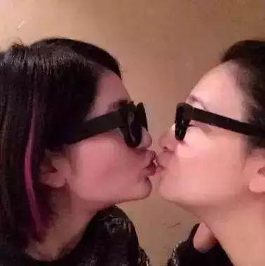 李小冉闺蜜谢娜,李小冉和谢娜的闺蜜情