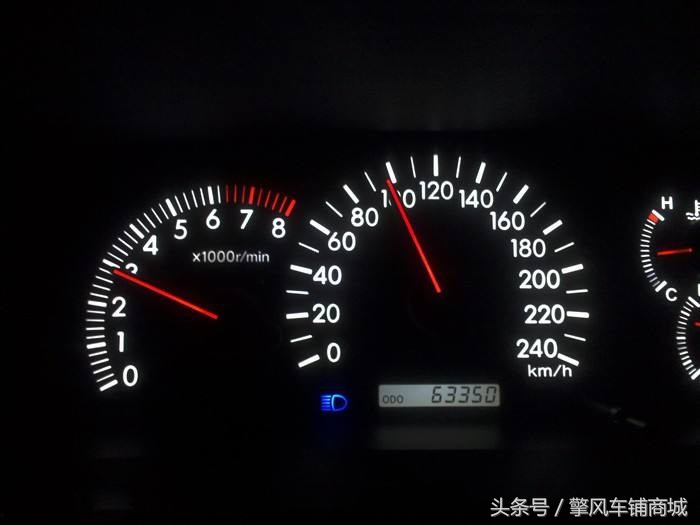 开车时如何正确的看转速表,低档位转速高还是高档位转速高