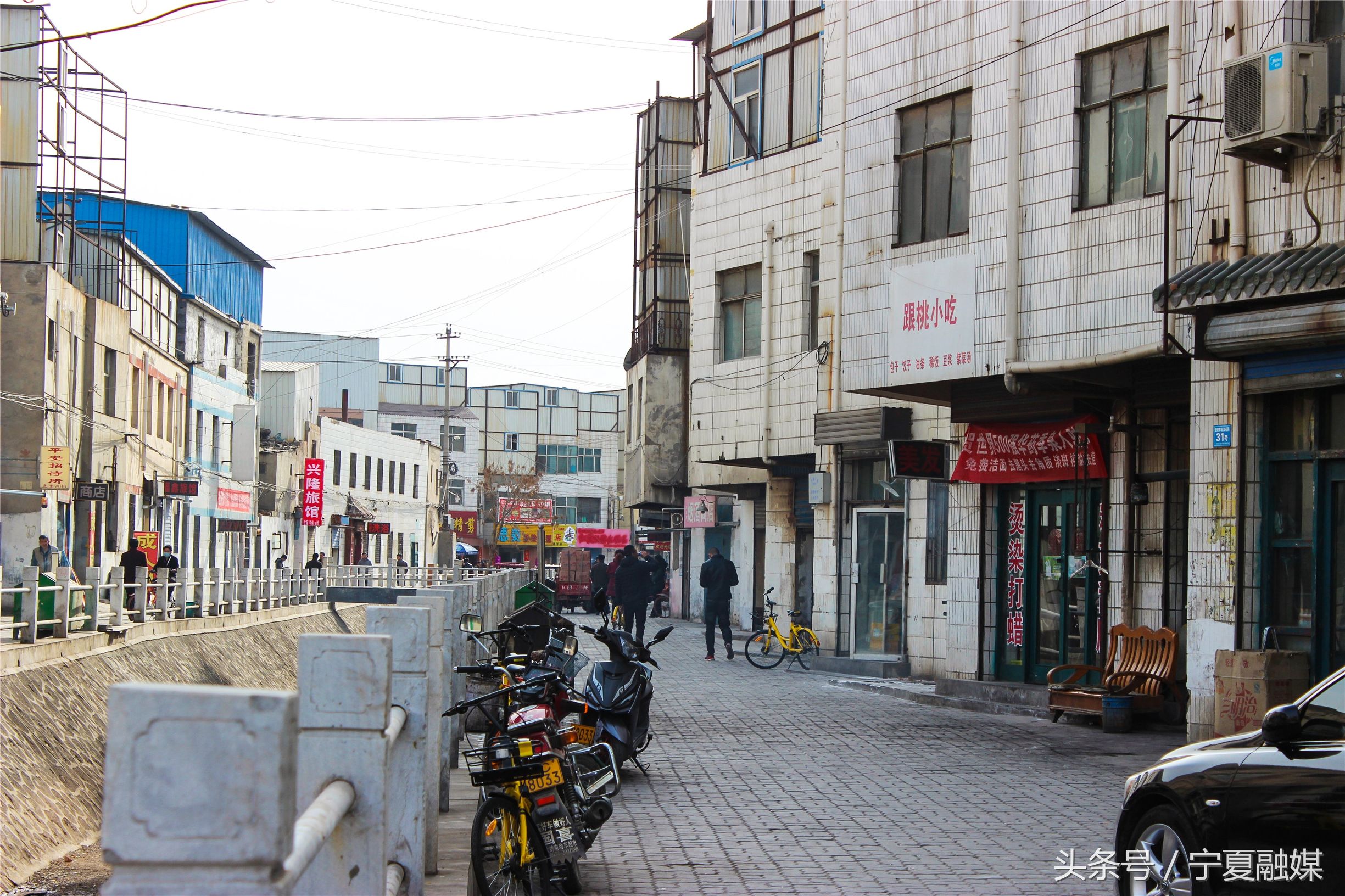 银川南门广场车辆运营乱象,银川南门怪合味