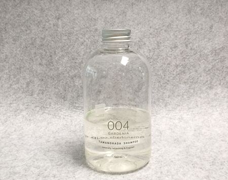 一天不用洗发水就很油,洗发水一天不洗就油是什么原因