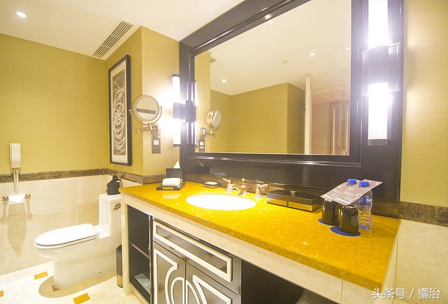 澳门酒店50-100元一晚供2人住,来澳门住风景很好的酒店