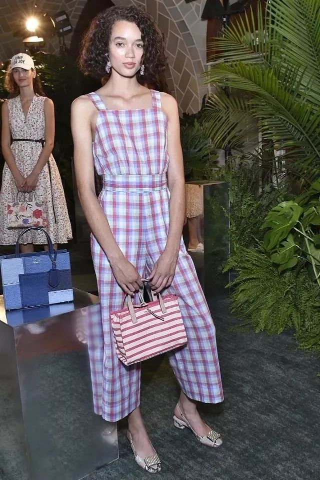 适合秋冬的轻奢小众包包,又好看又洋气的包包爆款