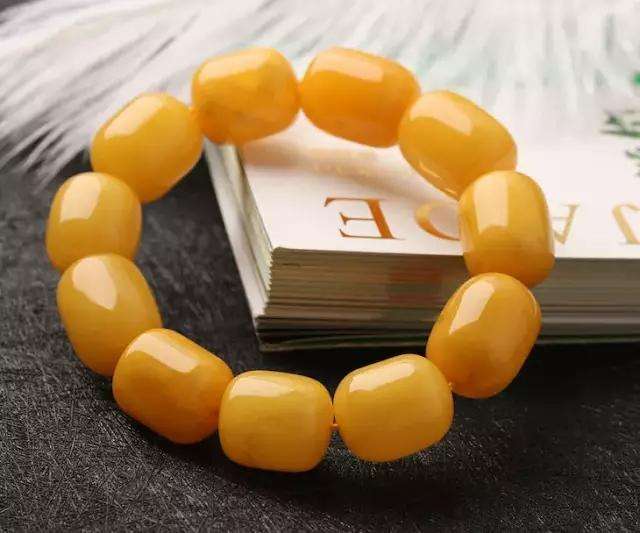 挑选蜜蜡方牌注意什么,挑选琥珀蜜蜡记住4点